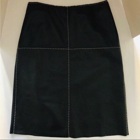 Poleci Black A-Line Skirt